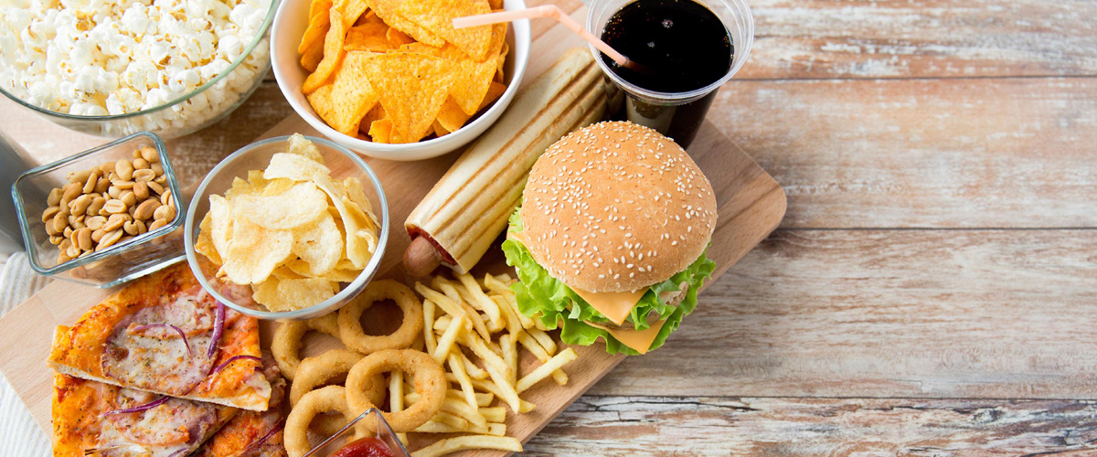 WHY WE EAT JUNK FOOD WHEN WE’RE STRESSED?